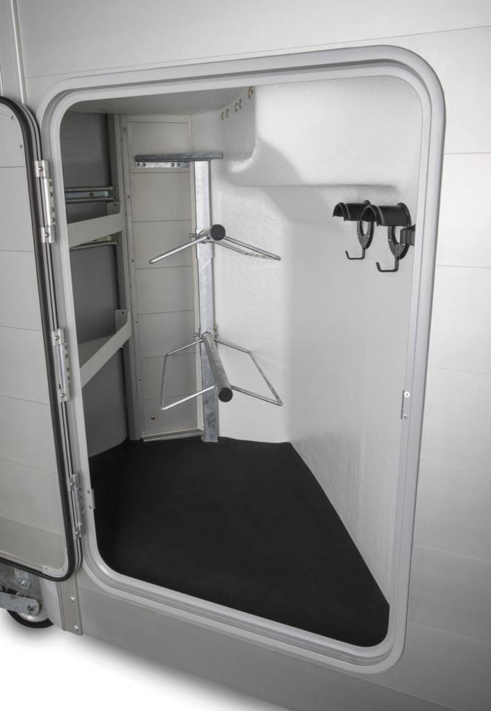 HBX-506 Sattelkammer